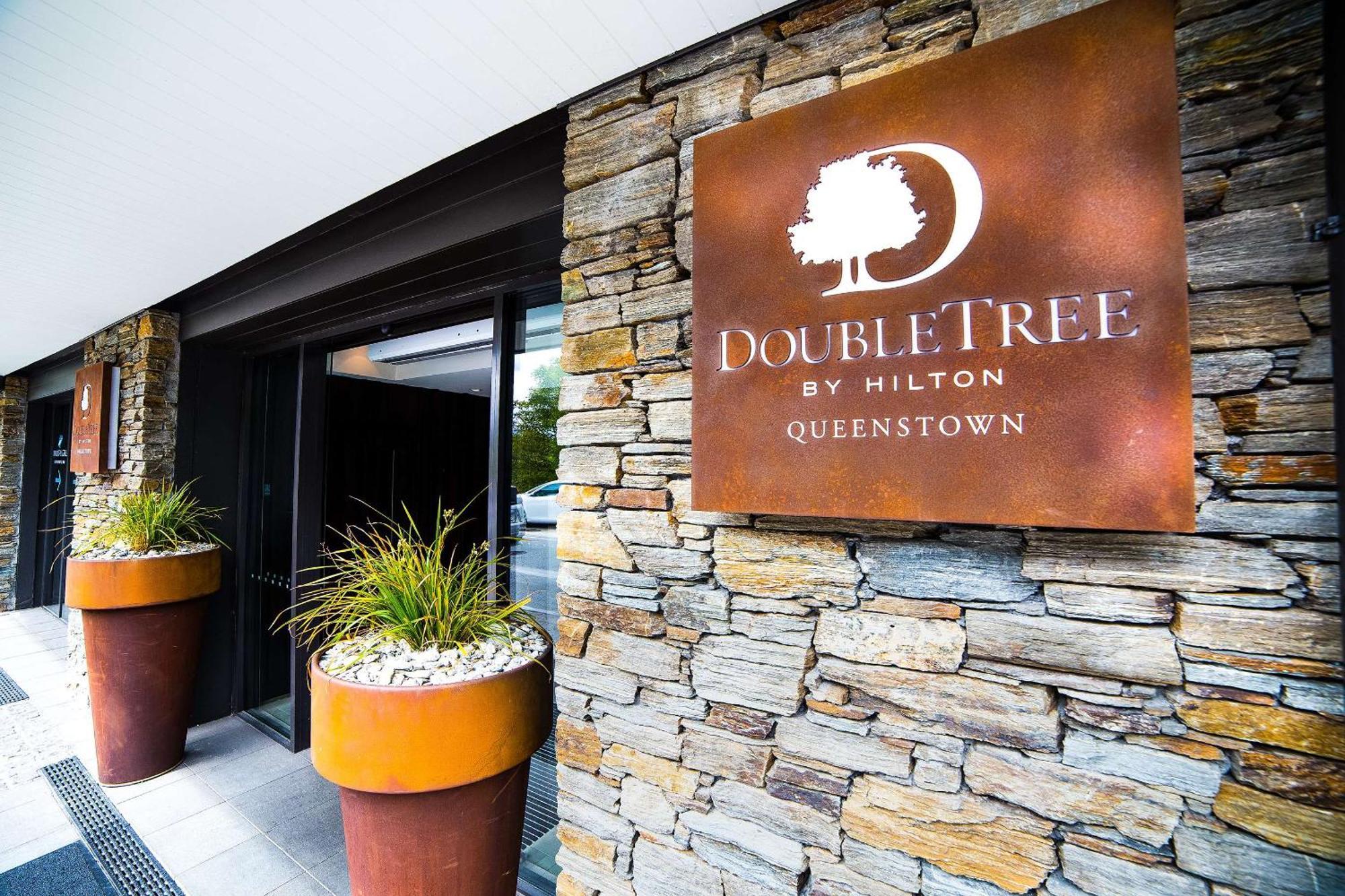 Doubletree By Hilton Queenstown Dış mekan fotoğraf